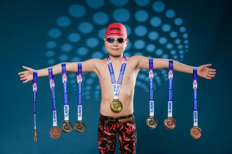 Монголын усанд сэлэлтийн өсвөрийн тамирчид 71 меаль хүртжээ